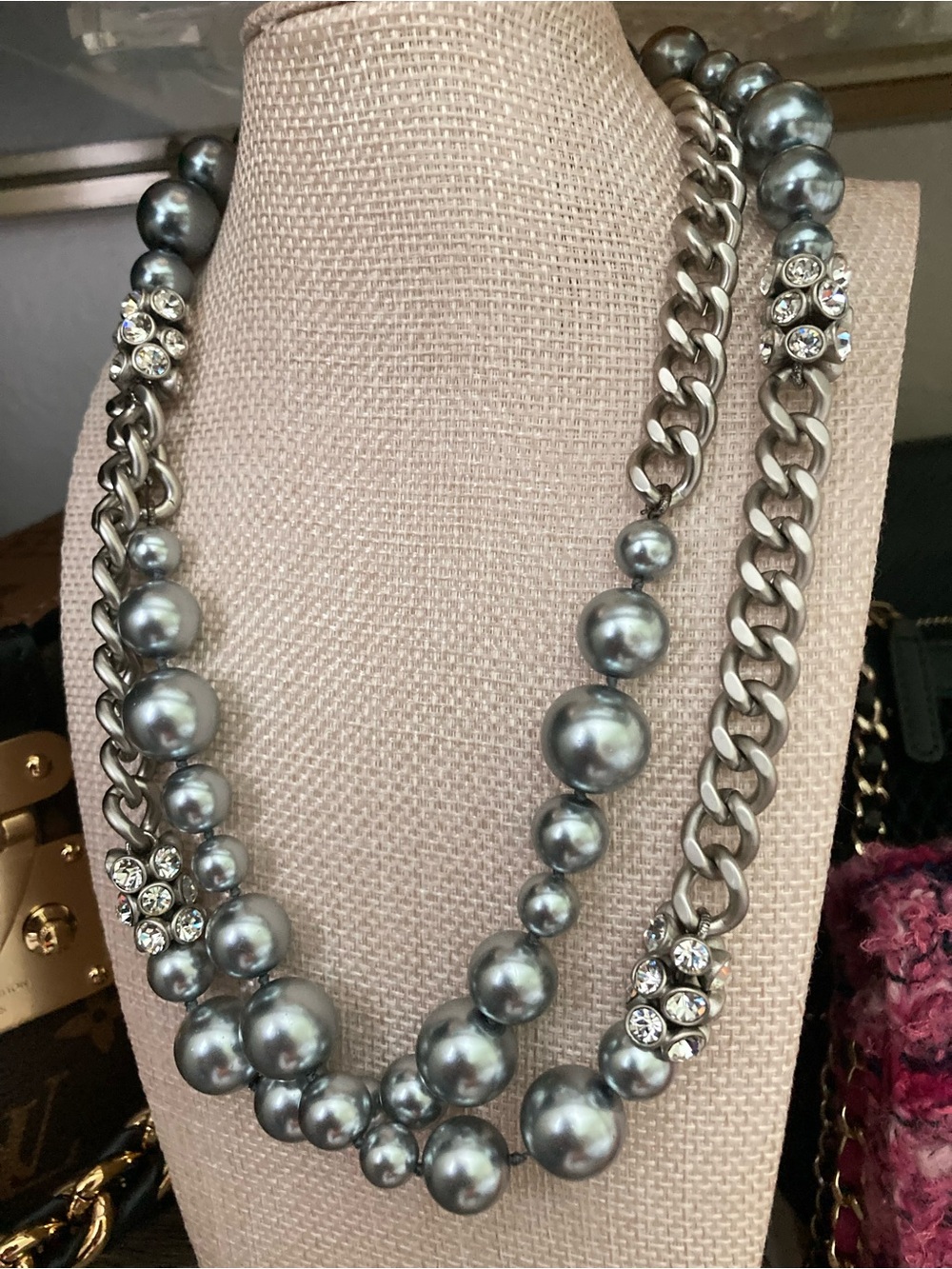 🌷SOLD 🌷 Silver Gray Pearl and Chain Statement Necklace